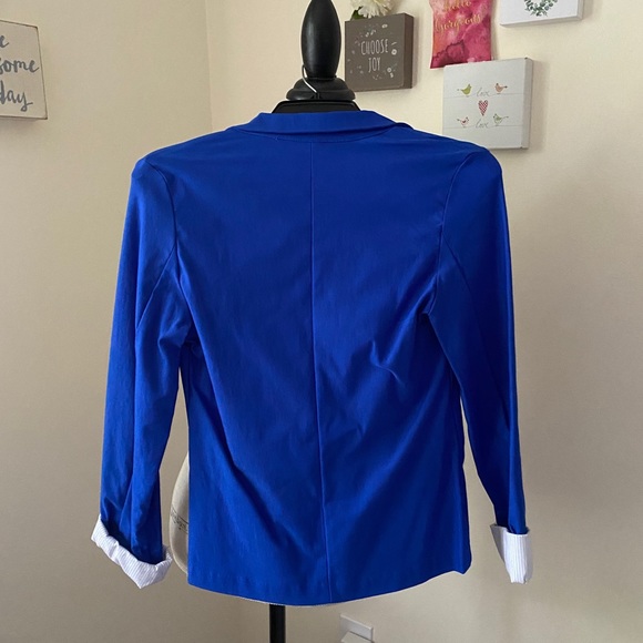 Jacket - Picture 2 of 3